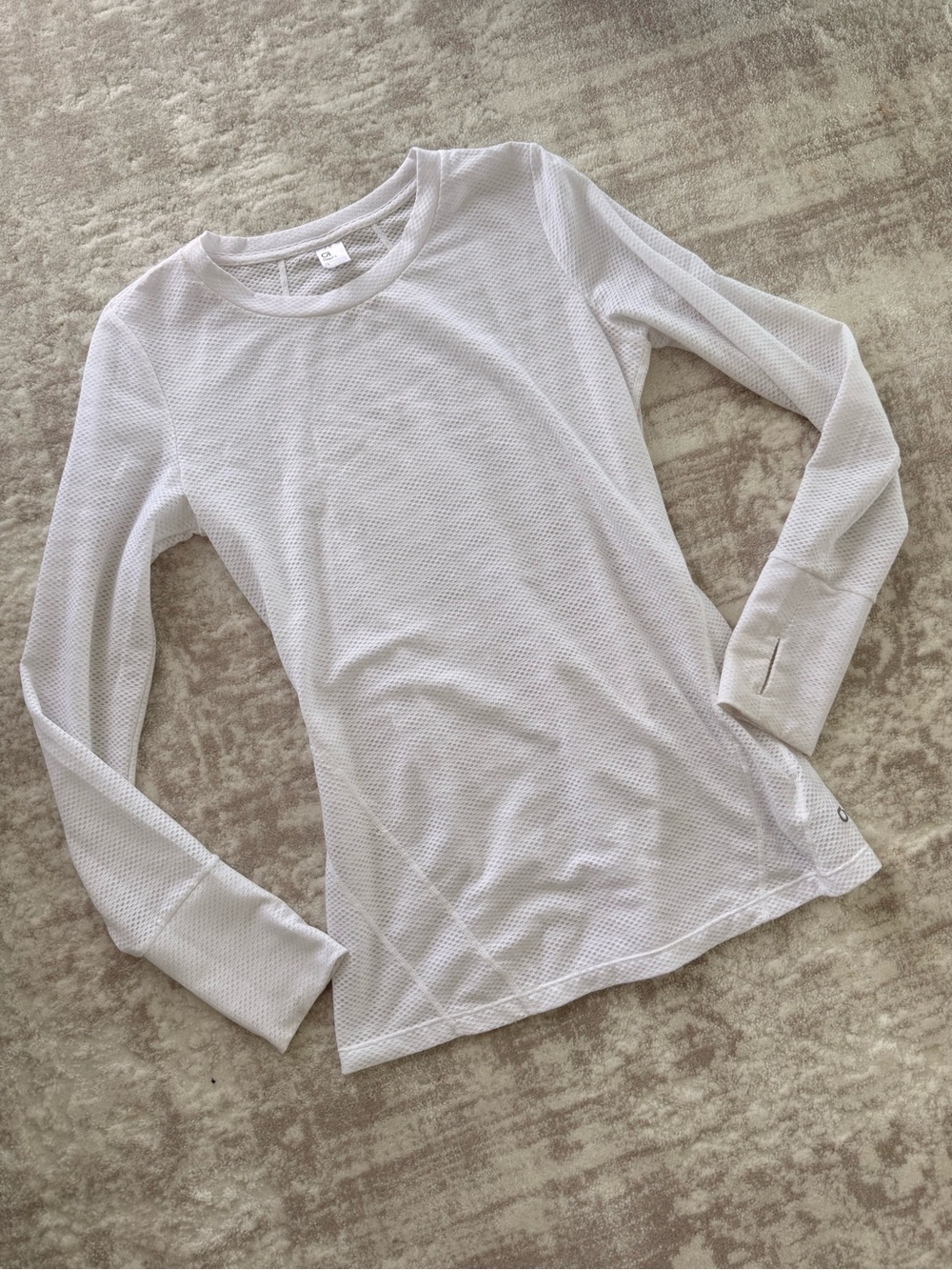 NEW Gap Lightweight Long Sleeve White Mesh Tee